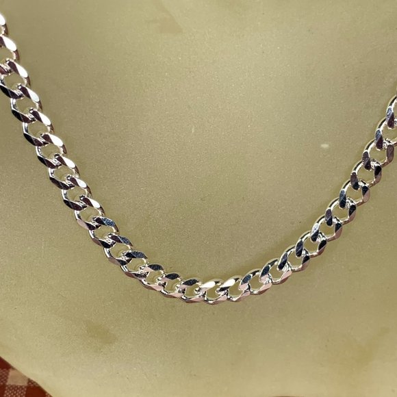 NEW 19.2 grams 22" 5mm Italian Curb Chain Necklace in Sterling Silver - Picture 2 of 4